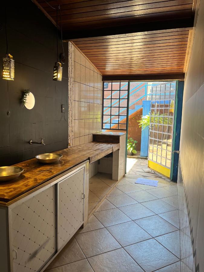 Hostel Lares Брумадинью Экстерьер фото