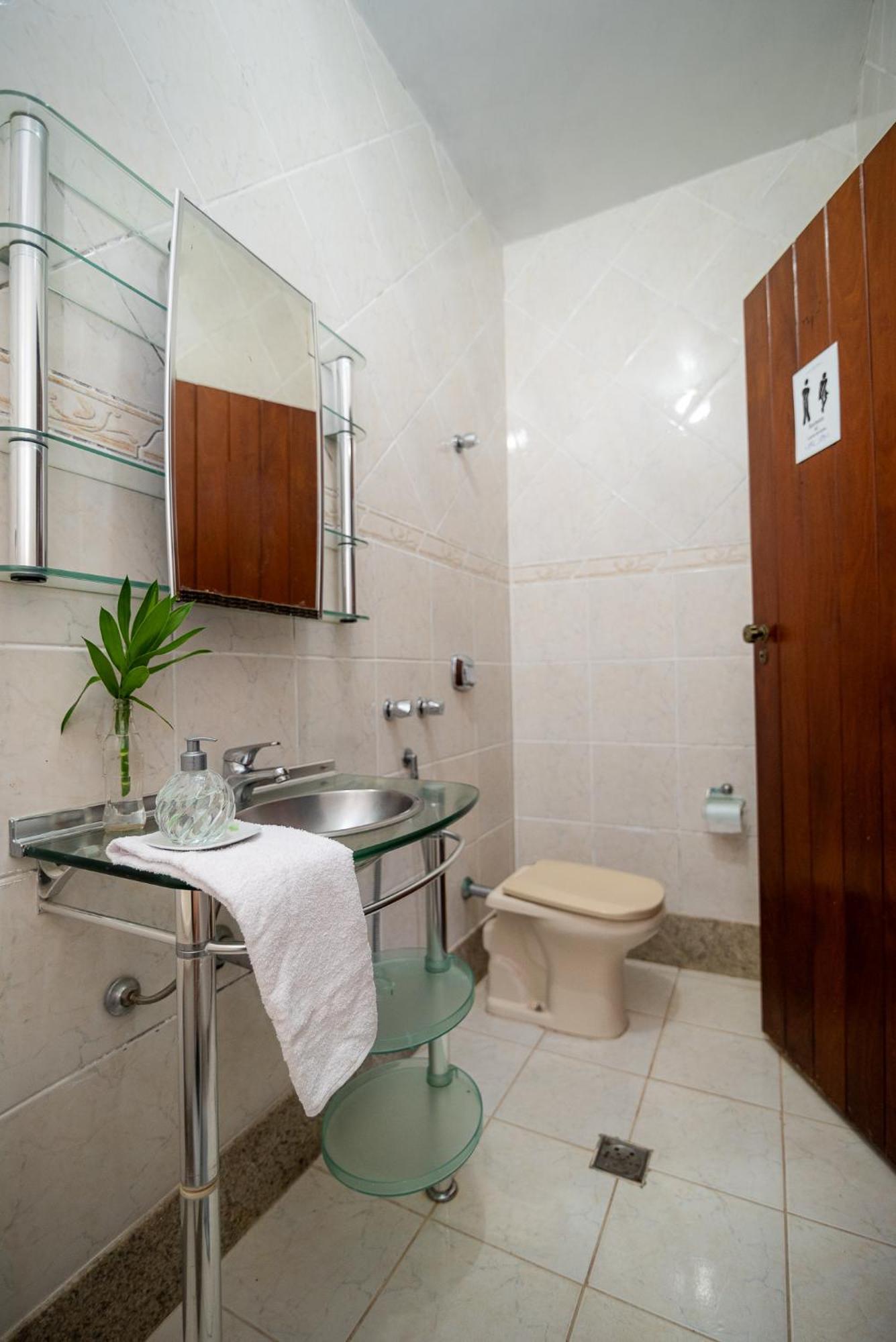 Hostel Lares Брумадинью Экстерьер фото