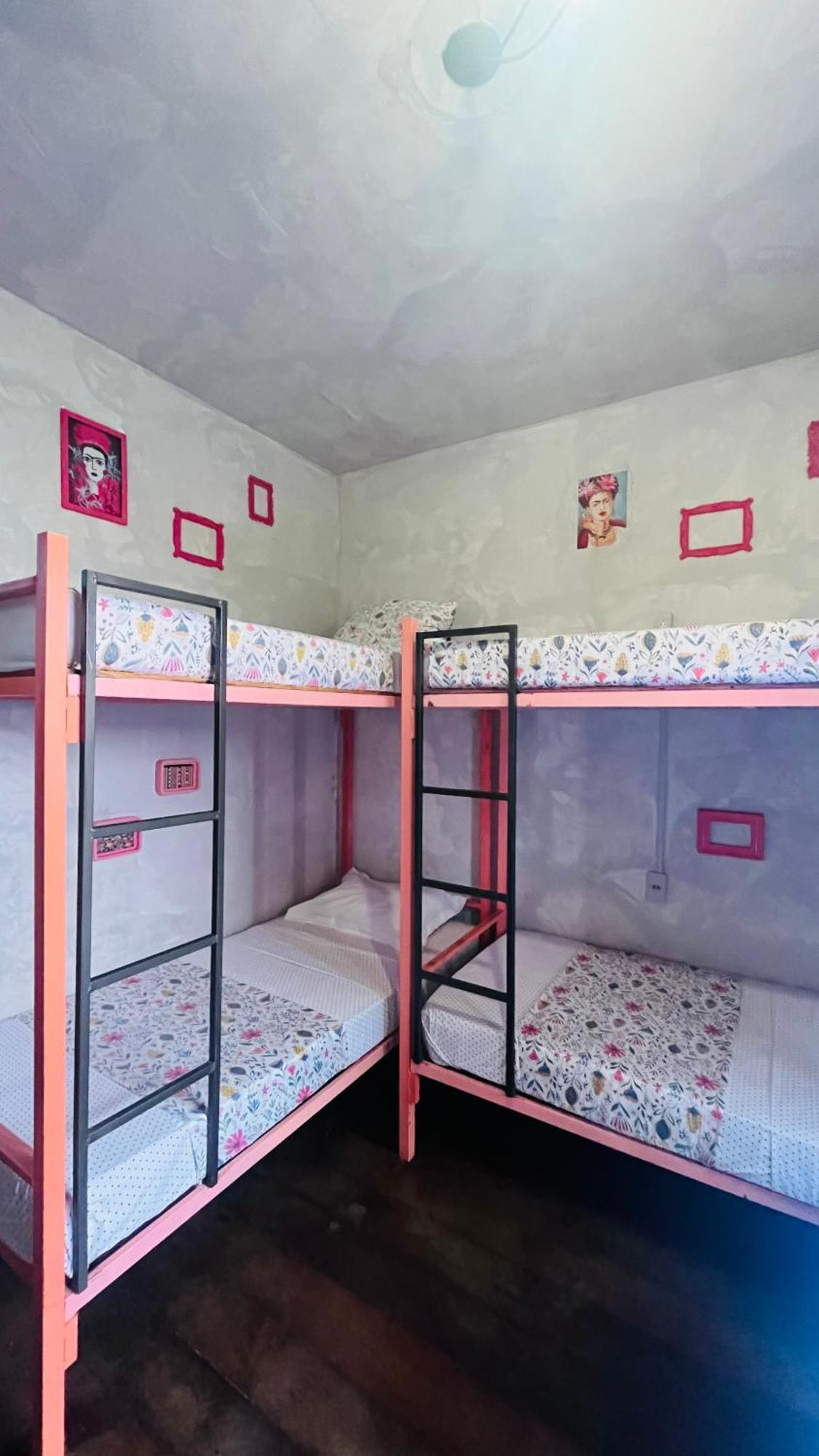 Hostel Lares Брумадинью Экстерьер фото